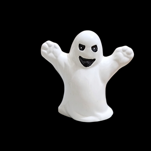 Three little  vintage ceramic Halloween decor two ghosts and one scarecrow - Picture 4 of 7